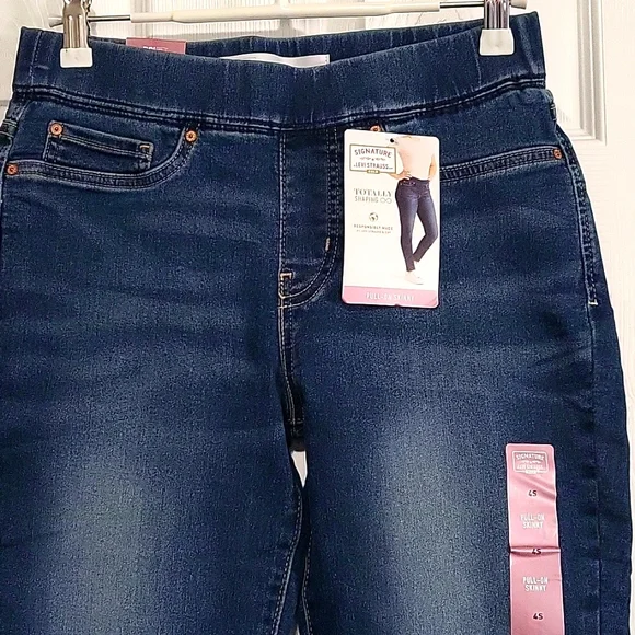 Levi's pull-on skinny jegging - Picture 2 of 8